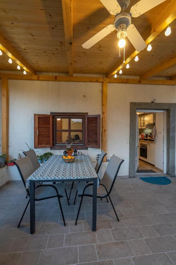 Holiday House Nova Stara Baška Екстериор снимка