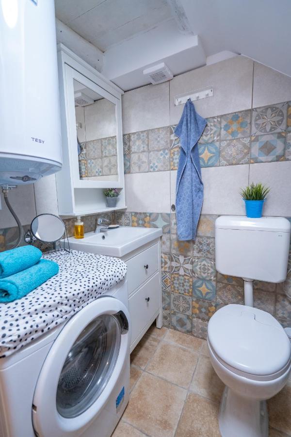 Holiday House Nova Stara Baška Екстериор снимка